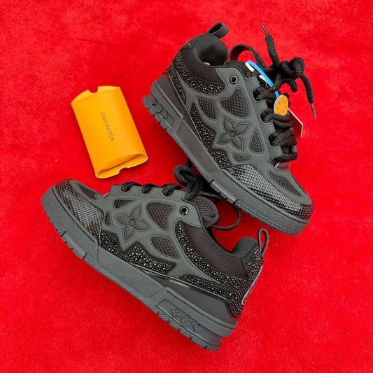 Luis Vuitton Negro Brillo