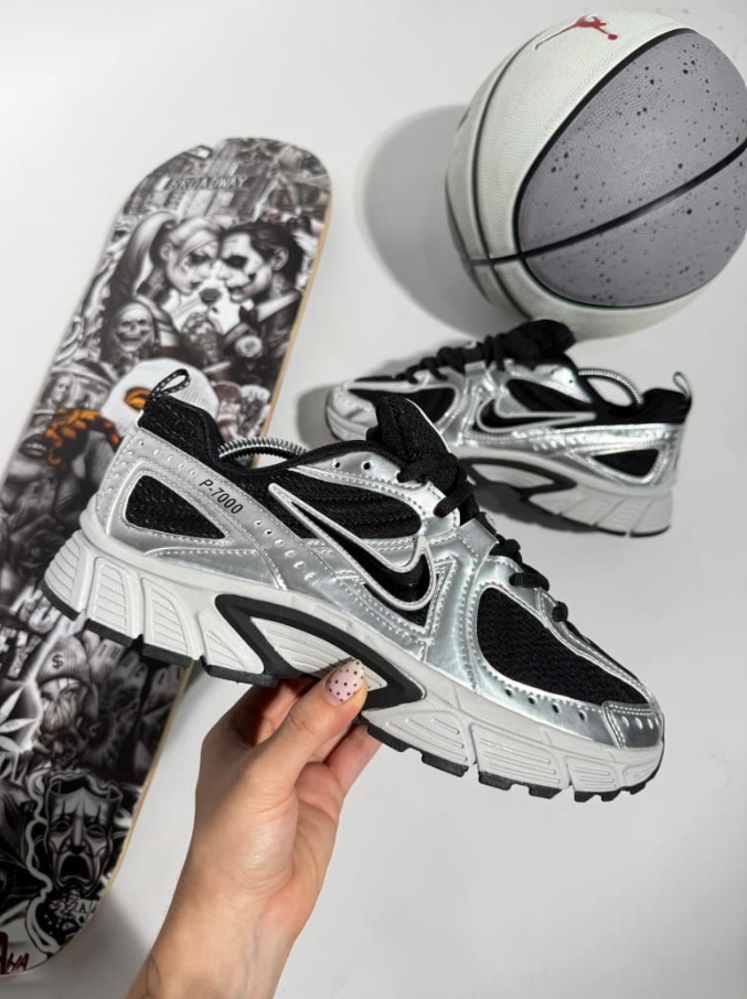 ZAPATO NIKE P7000