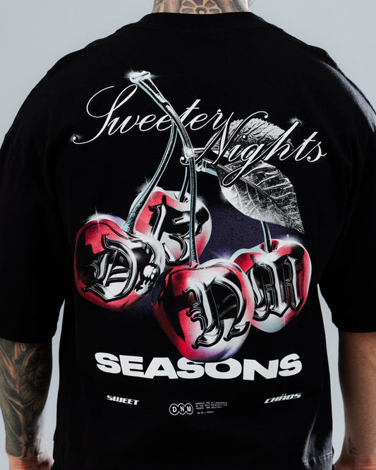 Camiseta Box Fit Cherry Season